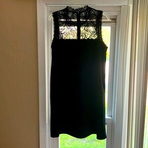 Lilly Pulitzer Harmon Black Shift Dress Size 12